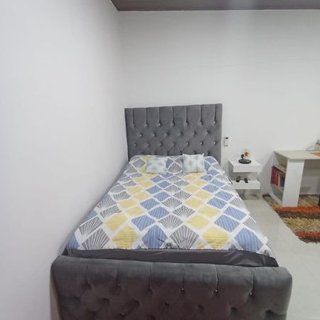 Suite Elegante En Urbanizacion Privada Machala Εξωτερικό φωτογραφία