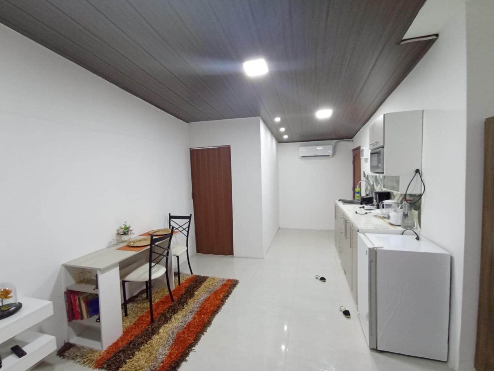 Suite Elegante En Urbanizacion Privada Machala Εξωτερικό φωτογραφία